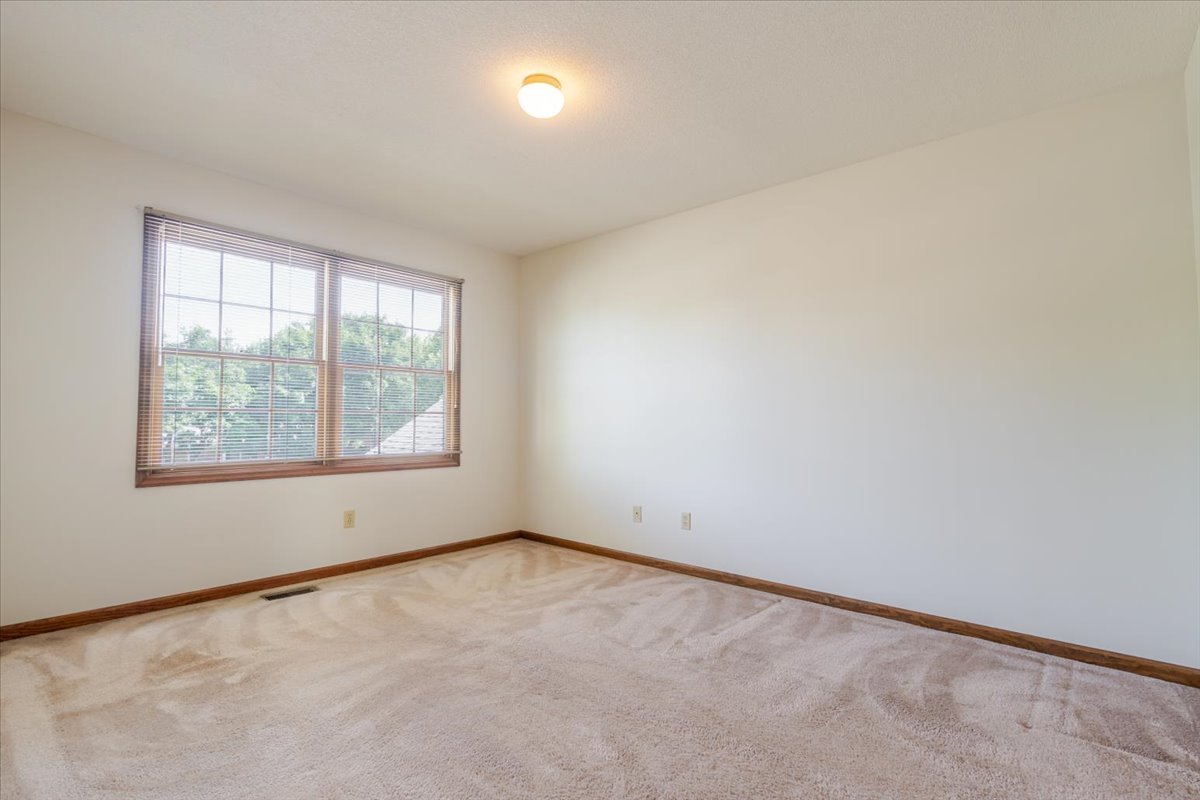 5 Chiswick Circle Bloomington, IL 61704 - Photo 32 of 45