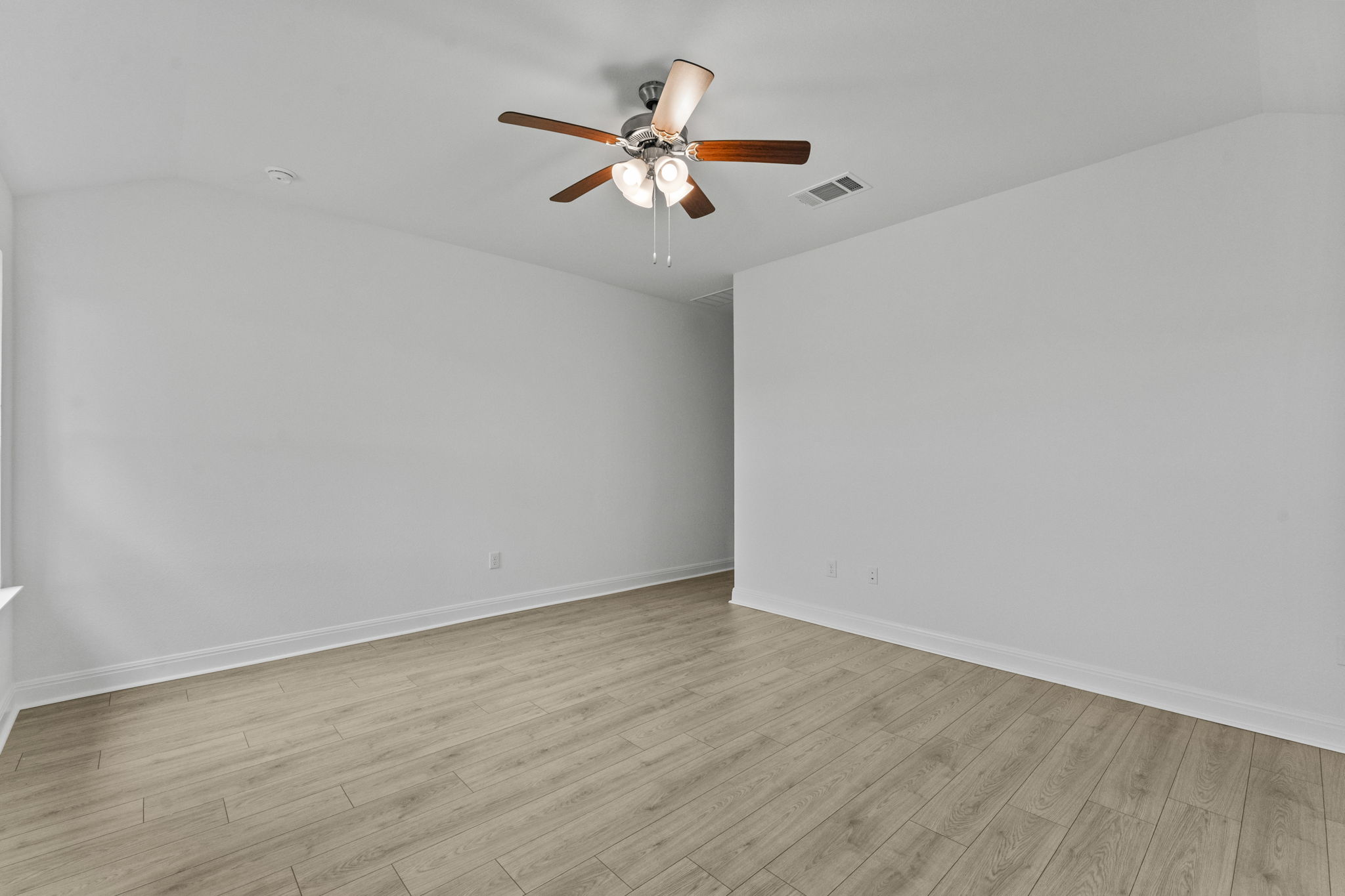 252 Rivers Edge Drive Georgetown, TX 78628 - Photo 14 of 39