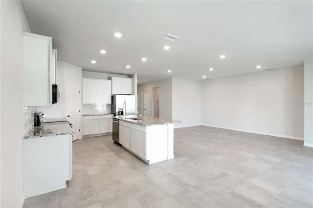 $2,850 | 604 160th Street East, Bradenton, FL 34212