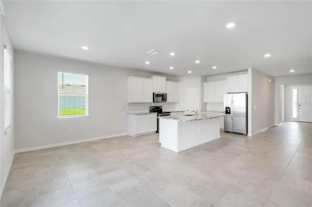 $2,850 | 604 160th Street East, Bradenton, FL 34212