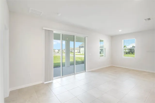 $2,850 | 604 160th Street East, Bradenton, FL 34212