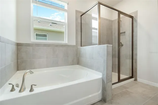 $2,850 | 604 160th Street East, Bradenton, FL 34212