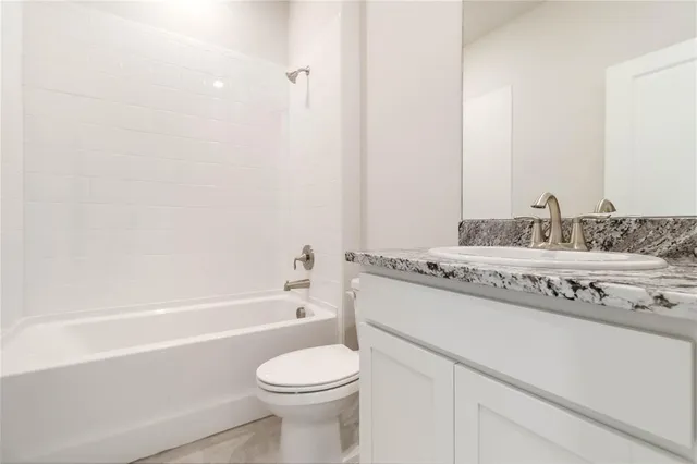 $2,850 | 604 160th Street East, Bradenton, FL 34212