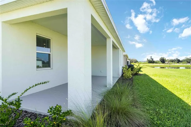 $2,850 | 604 160th Street East, Bradenton, FL 34212