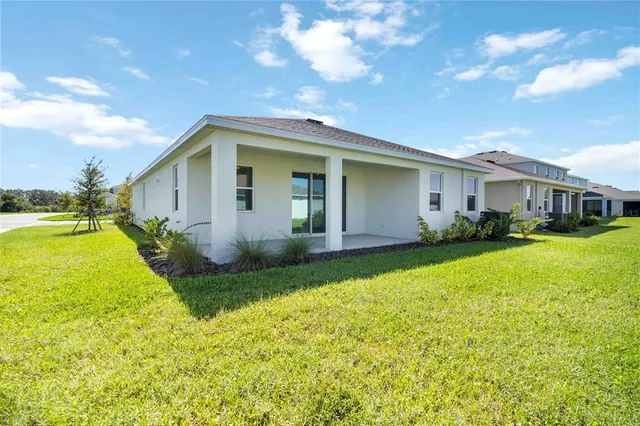 $2,850 | 604 160th Street East, Bradenton, FL 34212