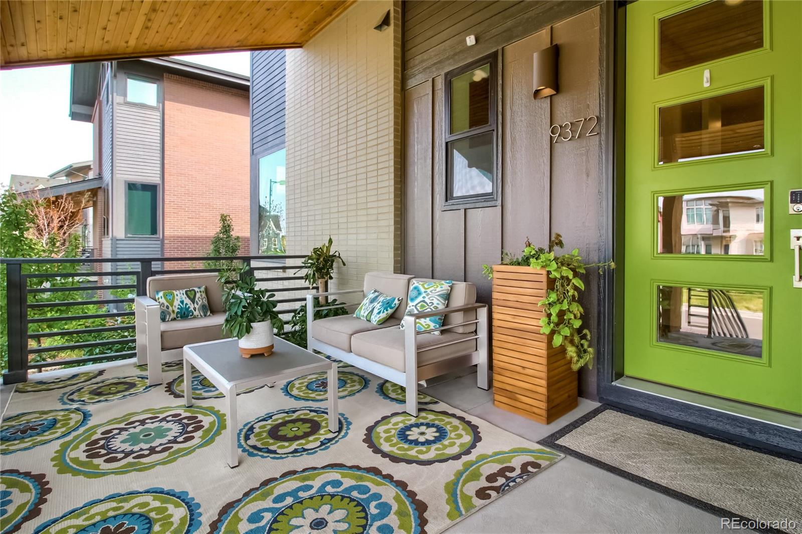 9372 59th S Drive Denver, CO 80238 - Photo 2 of 40