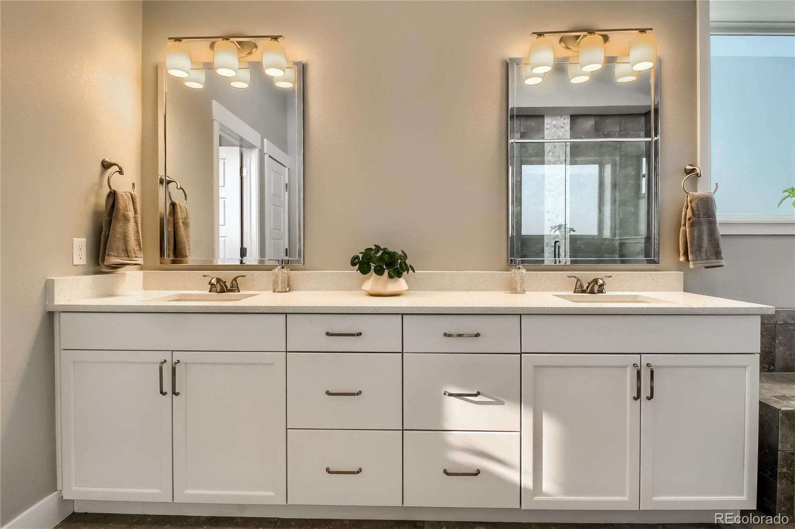 9372 59th S Drive Denver, CO 80238 - Photo 22 of 40