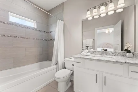 $194,900 | 1220 Pithon Street, Unit 16, Lake Charles, LA 70601