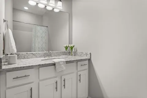 $194,900 | 1220 Pithon Street, Unit 16, Lake Charles, LA 70601