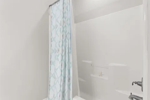 $194,900 | 1220 Pithon Street, Unit 16, Lake Charles, LA 70601