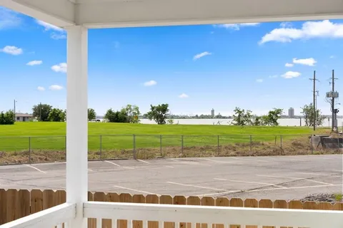 $194,900 | 1220 Pithon Street, Unit 16, Lake Charles, LA 70601