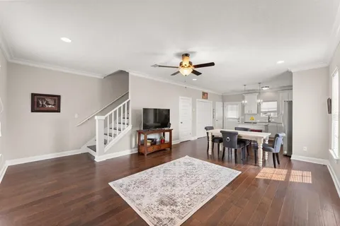 $194,900 | 1220 Pithon Street, Unit 16, Lake Charles, LA 70601