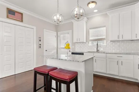 $194,900 | 1220 Pithon Street, Unit 16, Lake Charles, LA 70601