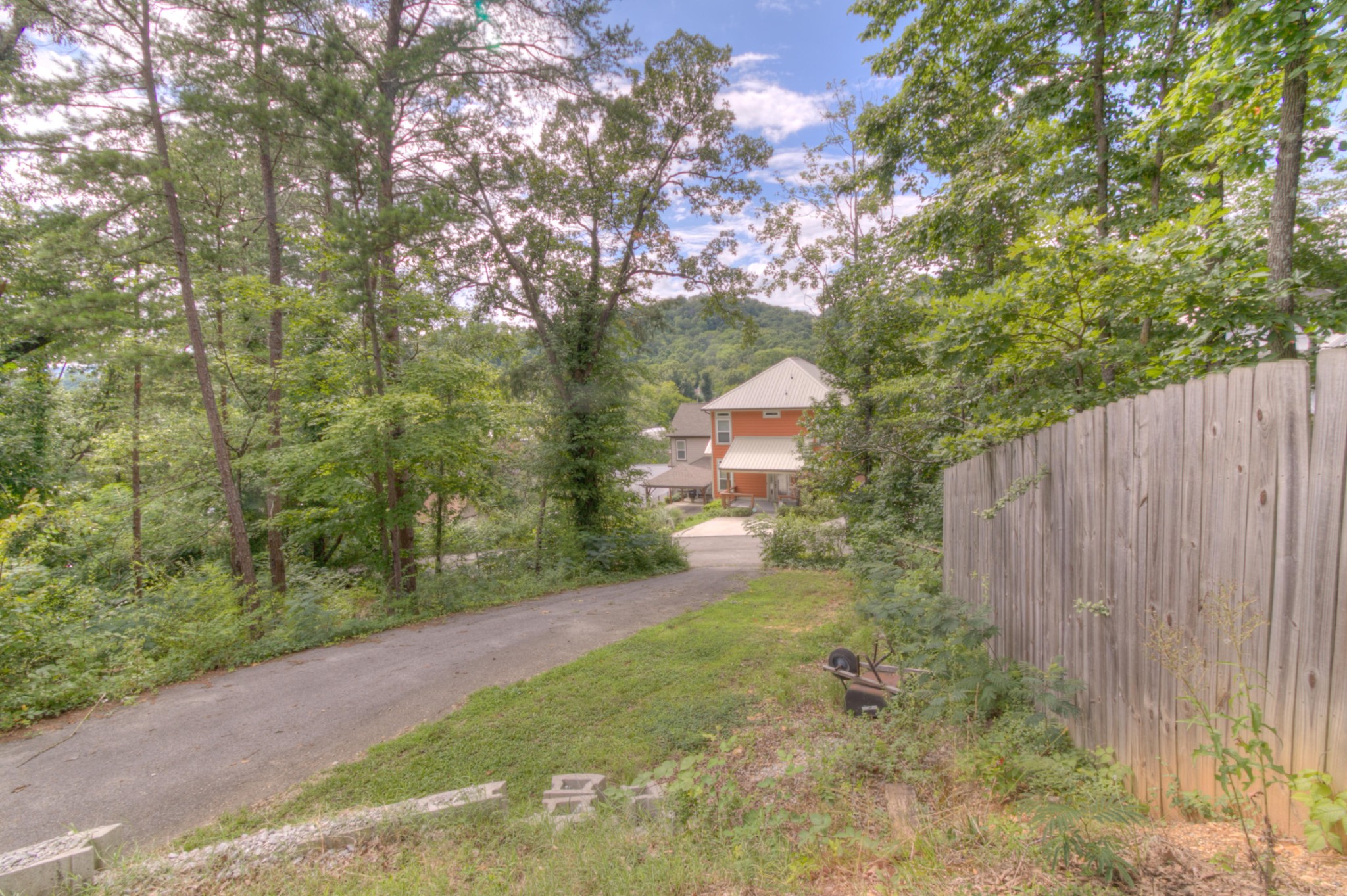 110 Ruth Street Chattanooga, TN 37405 - Photo 14 of 16 Gallery Image 14