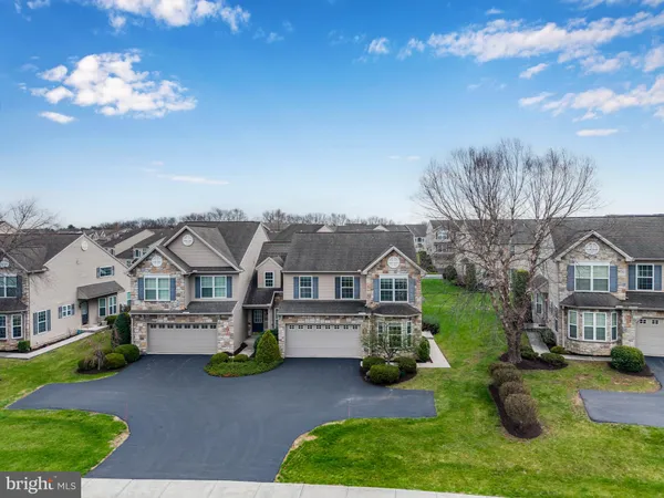 $409,900 | 6332 Mercury Drive, Mechanicsburg, PA 17050