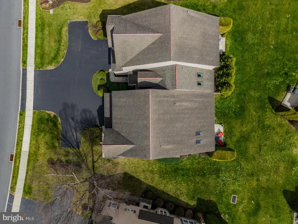 $409,900 | 6332 Mercury Drive, Mechanicsburg, PA 17050