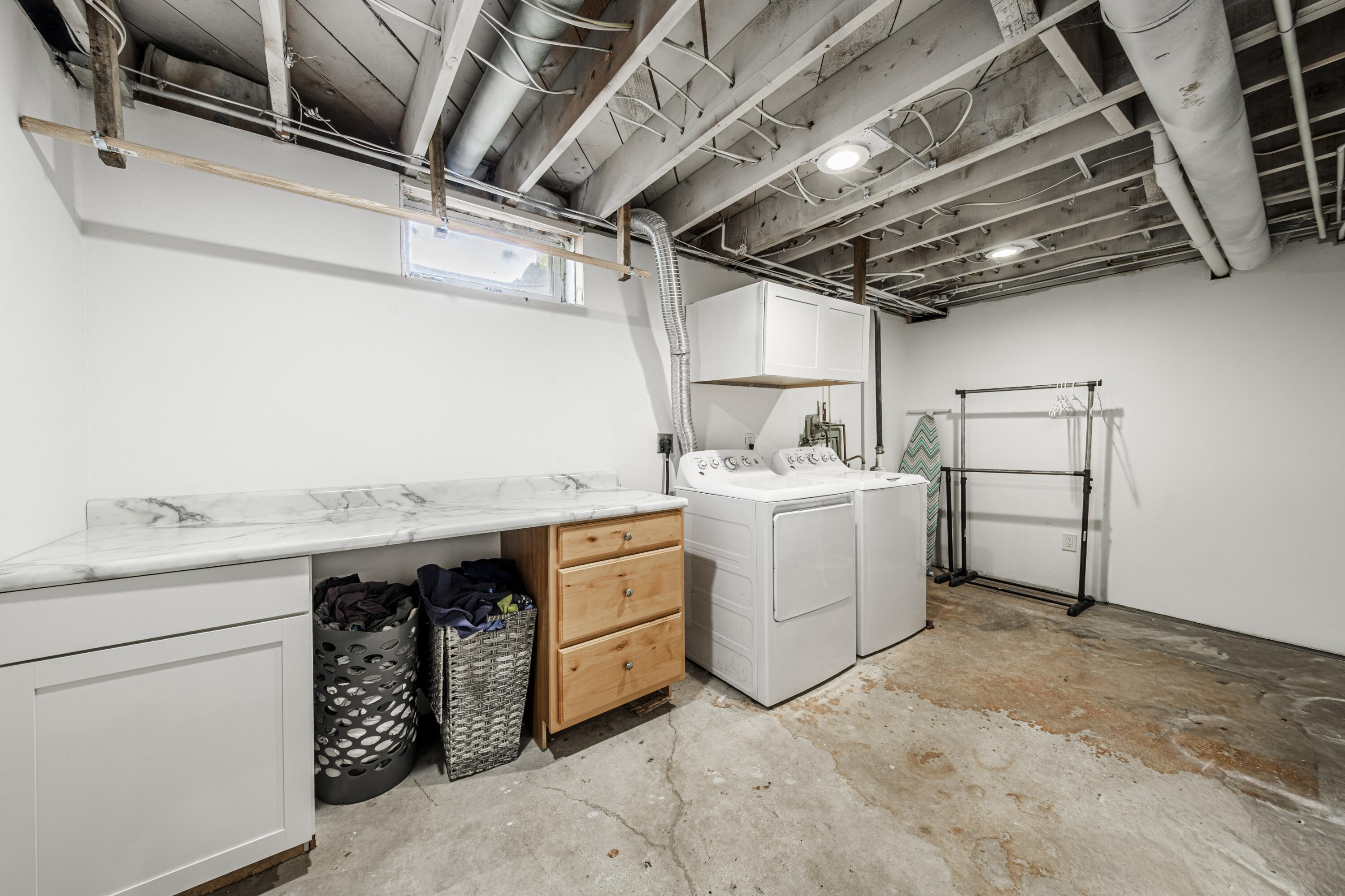 17535 Azure Lane Brookfield, WI 53045 - Photo 28 of 32 Laundry Room