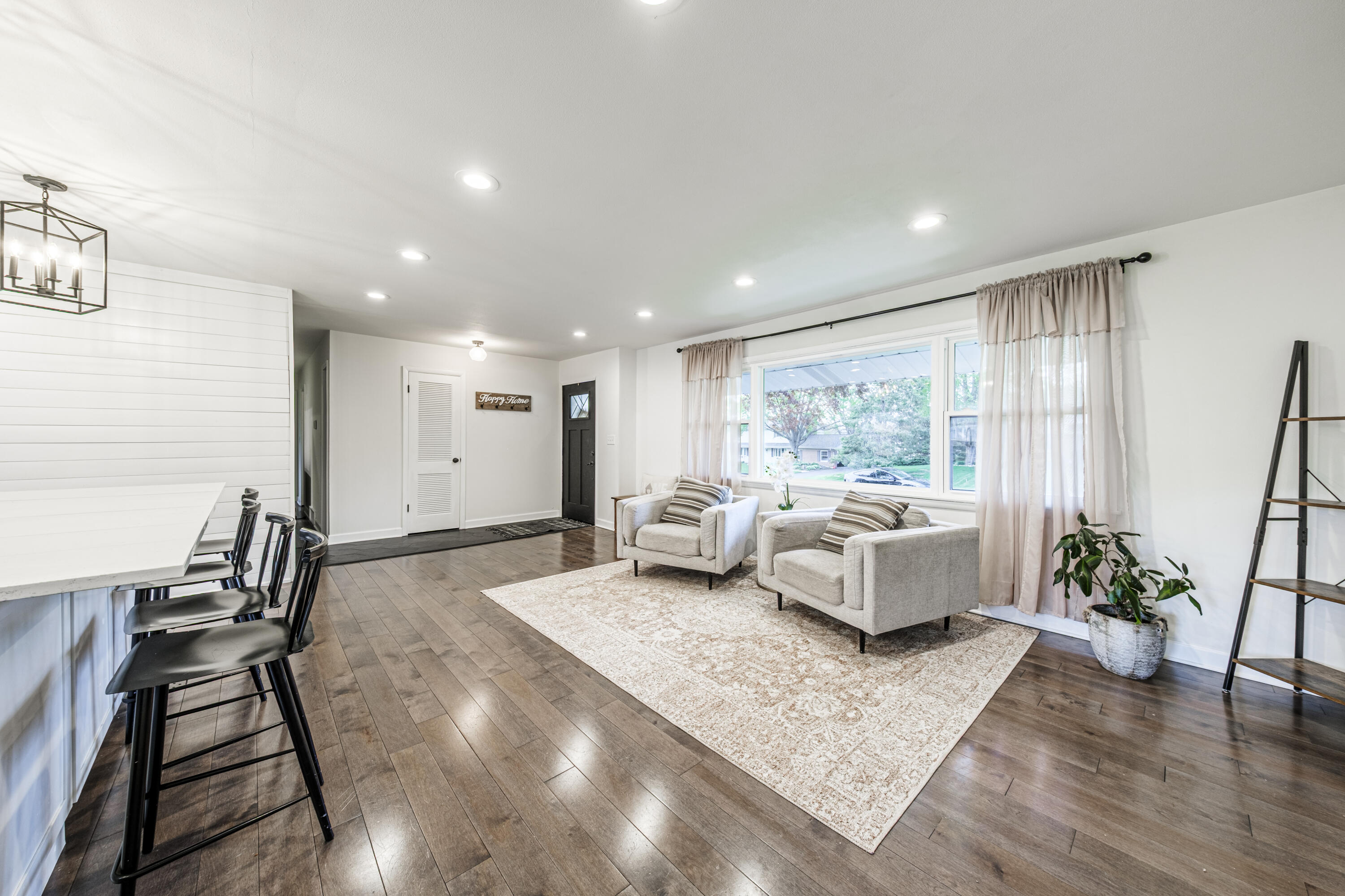 17535 Azure Lane Brookfield, WI 53045 - Photo 6 of 32 Living Room
