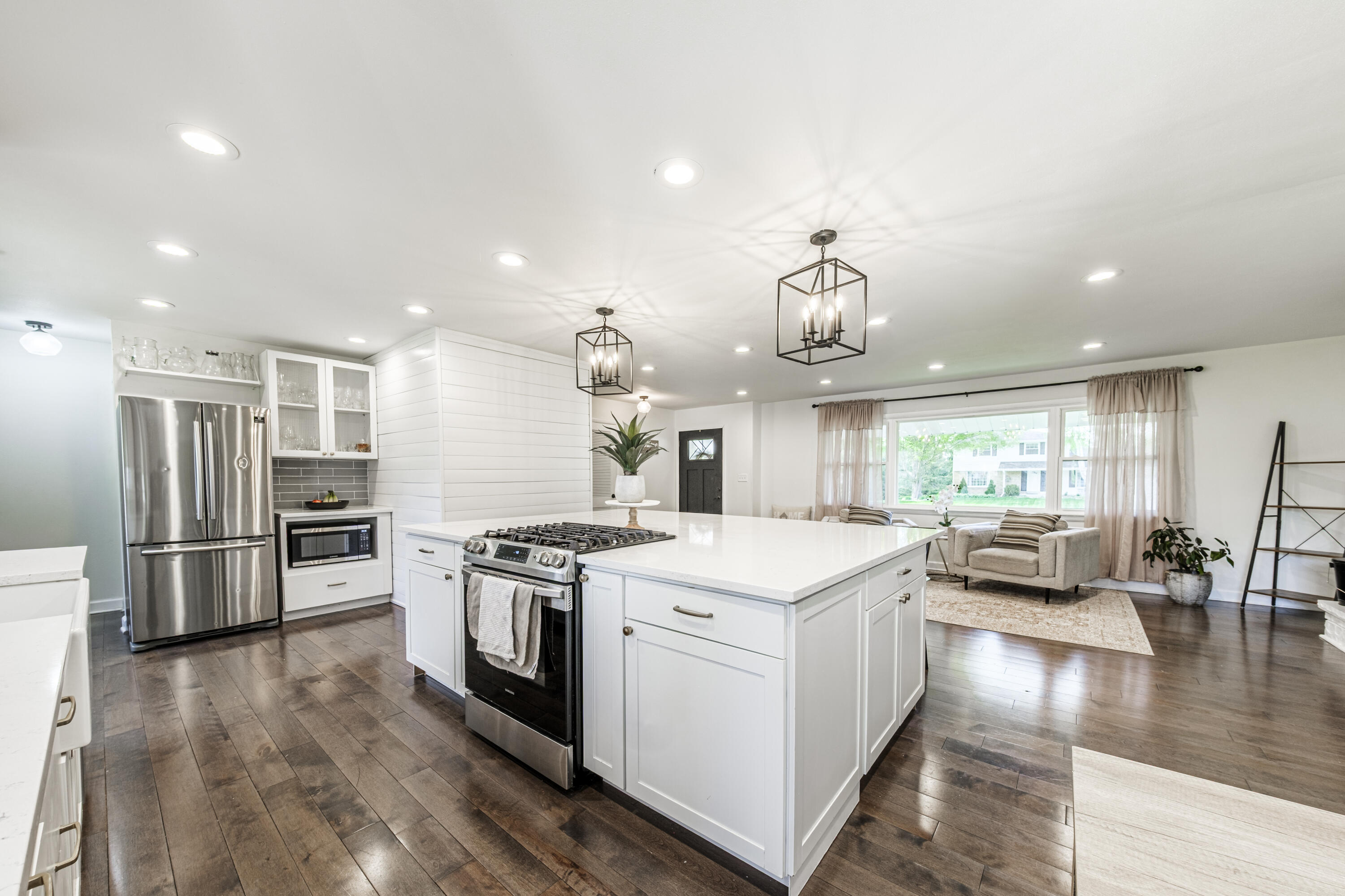17535 Azure Lane Brookfield, WI 53045 - Photo 7 of 32 Kitchen