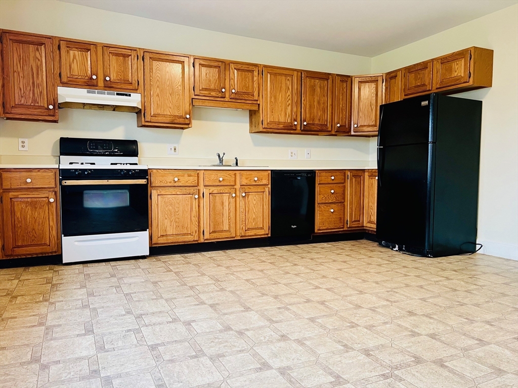 25 West Street Hadley, MA 01035 - Photo 25 of 42 Gallery Image 25