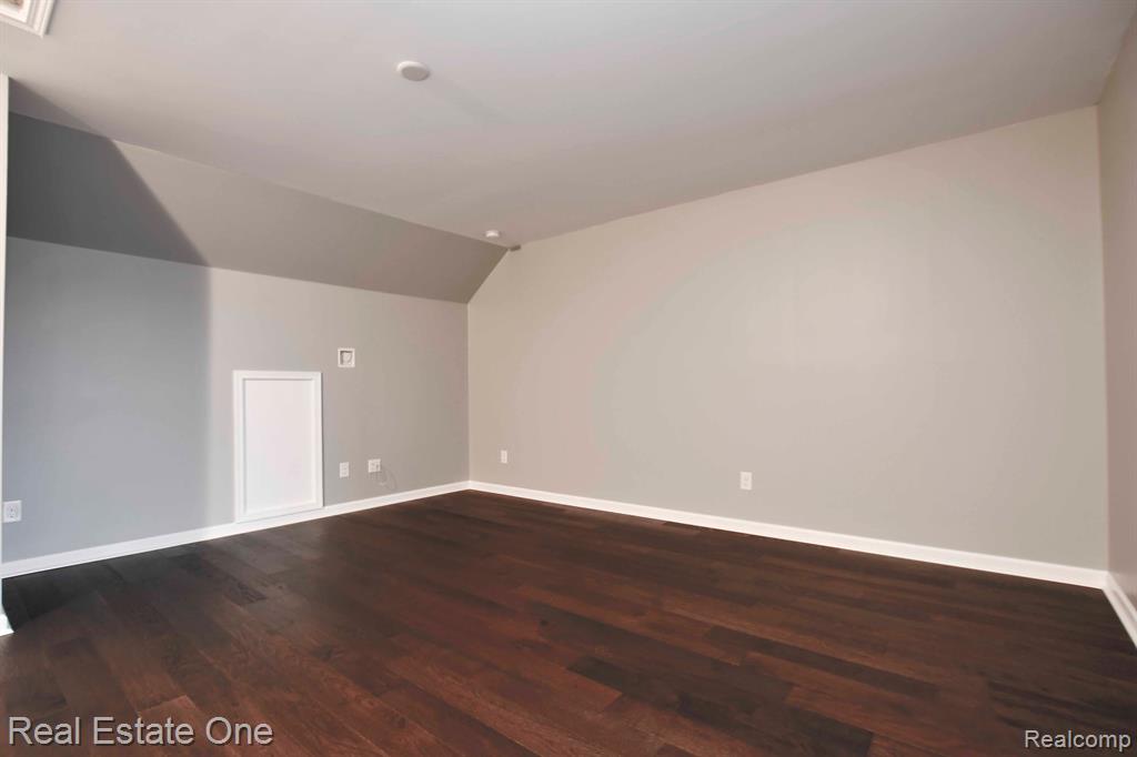 317 Glenhurst Boulevard Rochester, MI 48307 - Photo 25 of 28