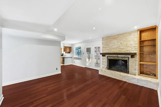 $914,000 | 6210 Shadow Valley Drive, Austin, TX 78731