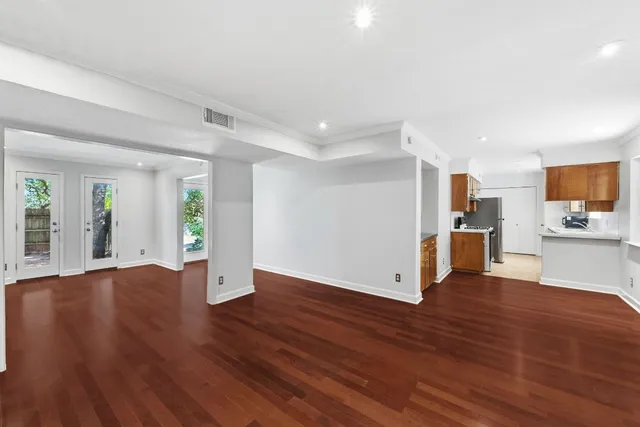 $914,000 | 6210 Shadow Valley Drive, Austin, TX 78731