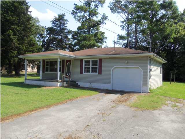 134 Glade Road Rossville, GA 30741 - Photo 1 of 10 Primary Photo