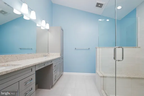 $4,000 | 28 Sterling Court, Rockville, MD 20850