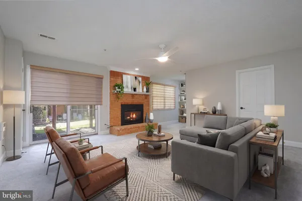 $4,000 | 28 Sterling Court, Rockville, MD 20850