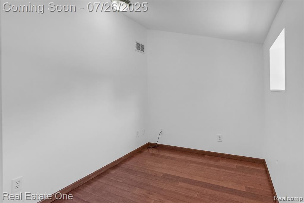 3230 Melvin Avenue Rochester, MI 48307 - Photo 16 of 19