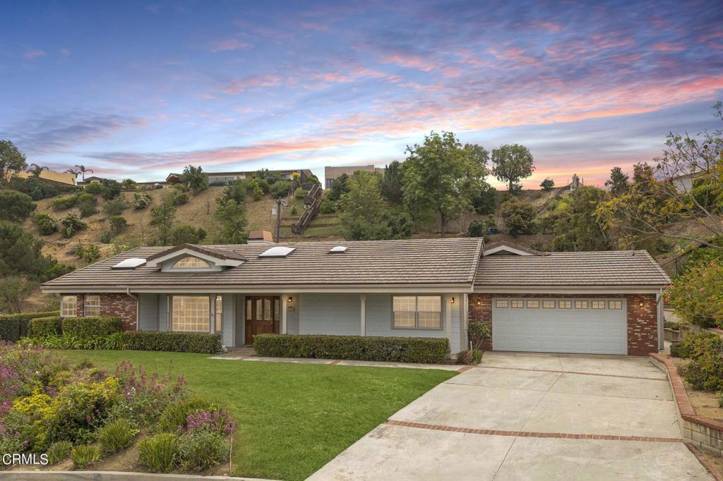 116 Via Pasito Ventura, CA 93003 - Photo 1 of 61 front view of a house with a yard