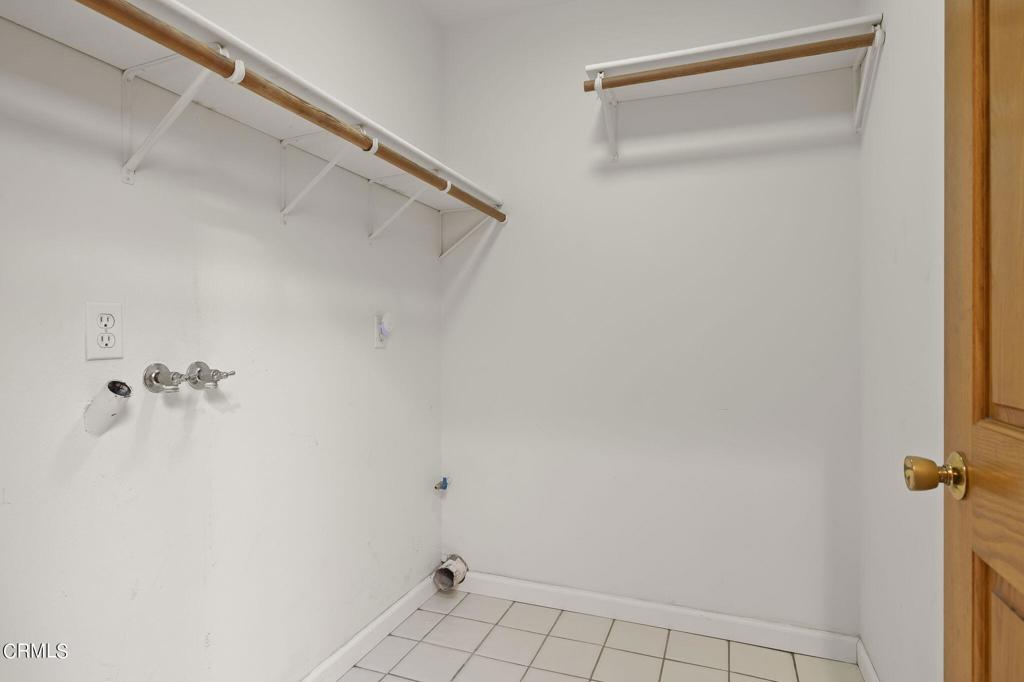 116 Via Pasito Ventura, CA 93003 - Photo 42 of 61 a view of an empty room