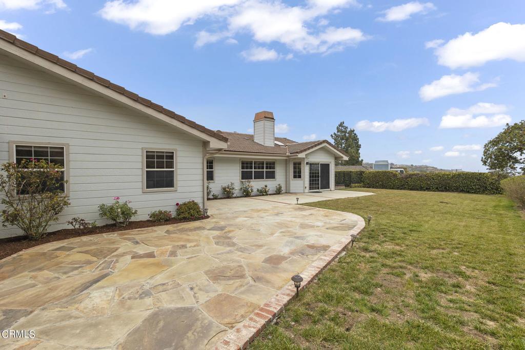 116 Via Pasito Ventura, CA 93003 - Photo 47 of 61 a front view of a house with yard