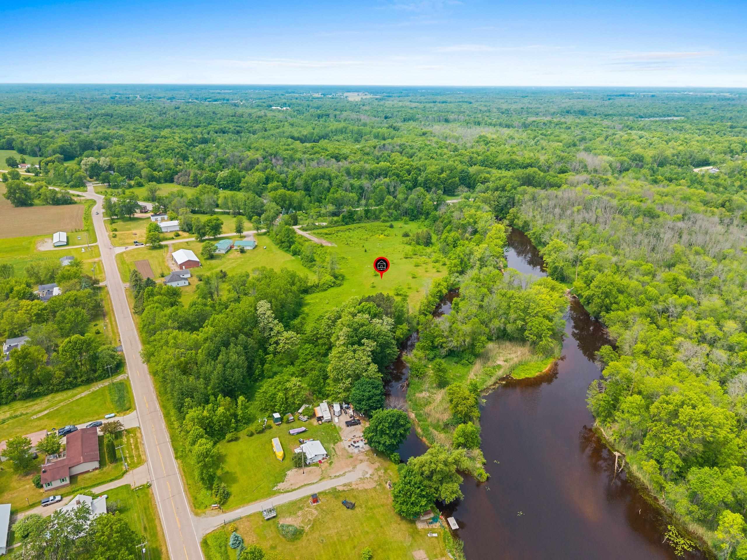 4204 Topel Road Oconto, WI 54153 - Photo 8 of 19