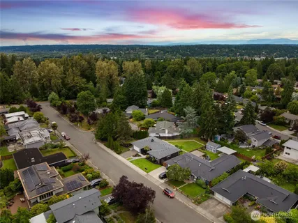 $1,349,950 | 7608 140th Place Northeast, Redmond, WA 98052