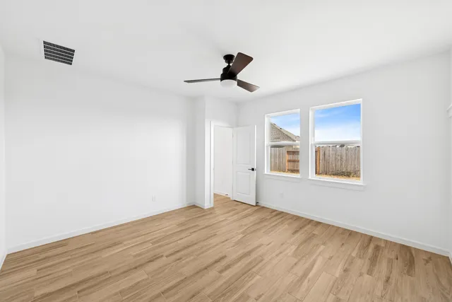 $359,500 | 105 Palmer Byu Court, Dayton, TX 77535