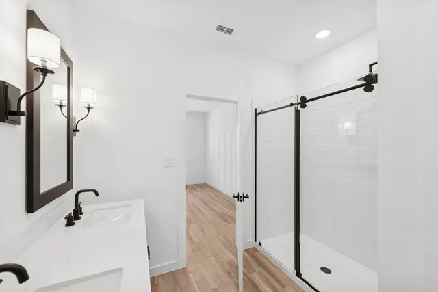 $359,500 | 105 Palmer Byu Court, Dayton, TX 77535