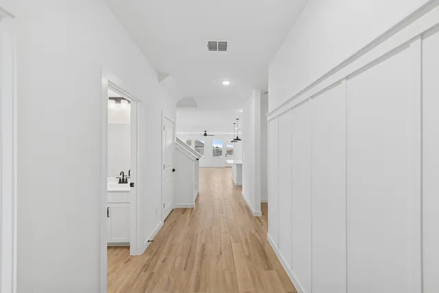 $359,500 | 105 Palmer Byu Court, Dayton, TX 77535