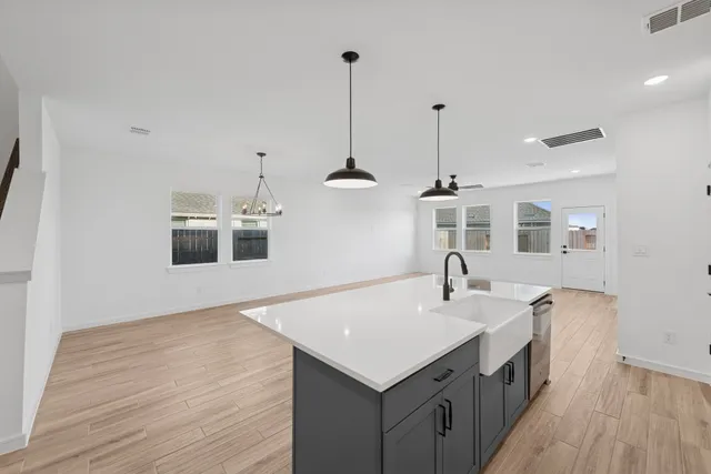 $359,500 | 105 Palmer Byu Court, Dayton, TX 77535