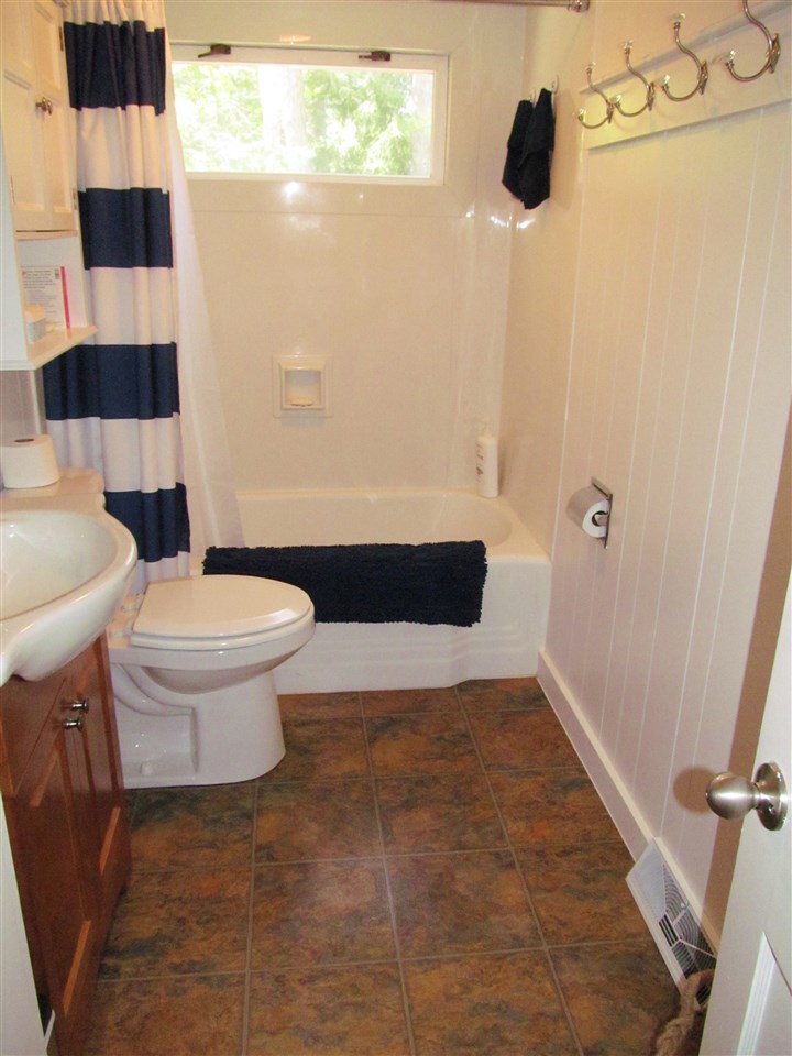 52 Pleasant Pond Road Warner, NH 03278 - Photo 20 of 40