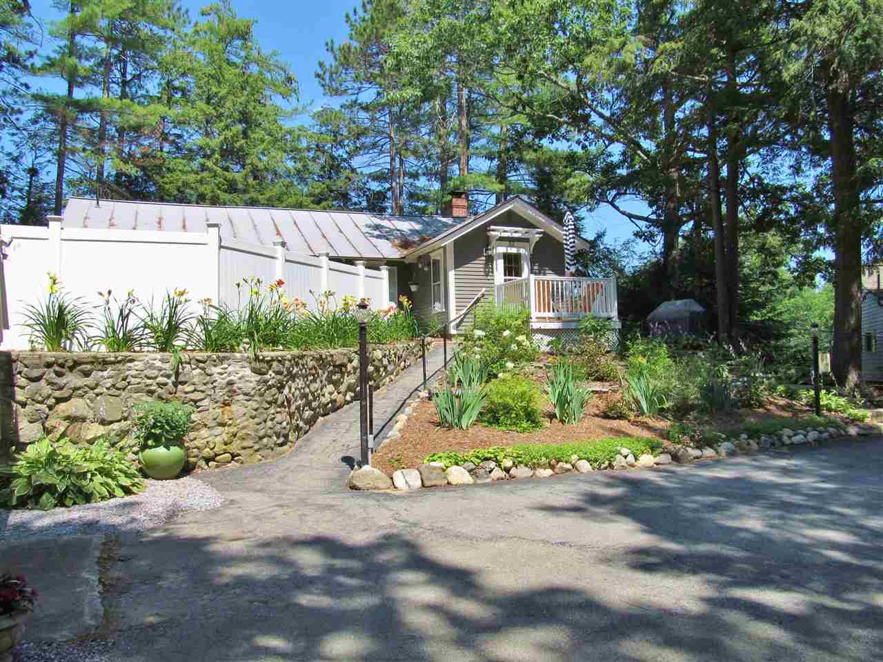 52 Pleasant Pond Road Warner, NH 03278 - Photo 4 of 40