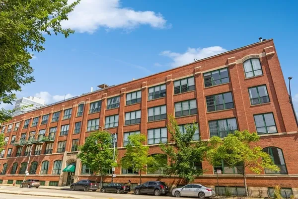 $440,000 | 1727 South Indiana Avenue, Unit 105, Chicago, IL 60616