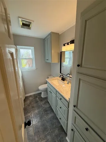 $349,000 | 721 Northwest Ann Lois Lane, Burleson, TX 76028