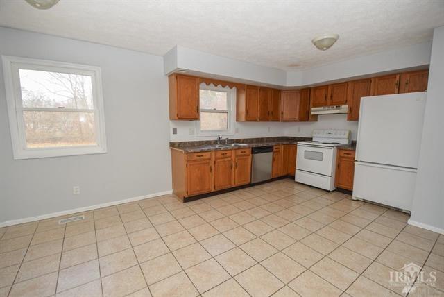 601 North Nebo Road Muncie, IN 47304 - Photo 5 of 24 Gallery Image 5