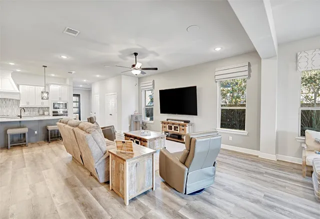 $715,000 | 4825 Beaver Creek Drive, Arlington, TX 76005