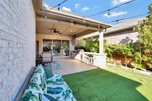 $715,000 | 4825 Beaver Creek Drive, Arlington, TX 76005