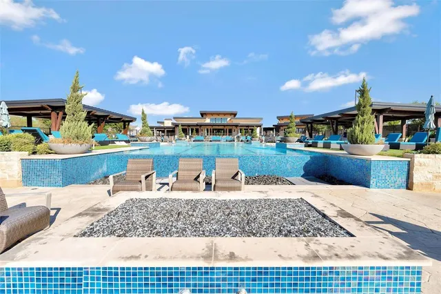 $715,000 | 4825 Beaver Creek Drive, Arlington, TX 76005