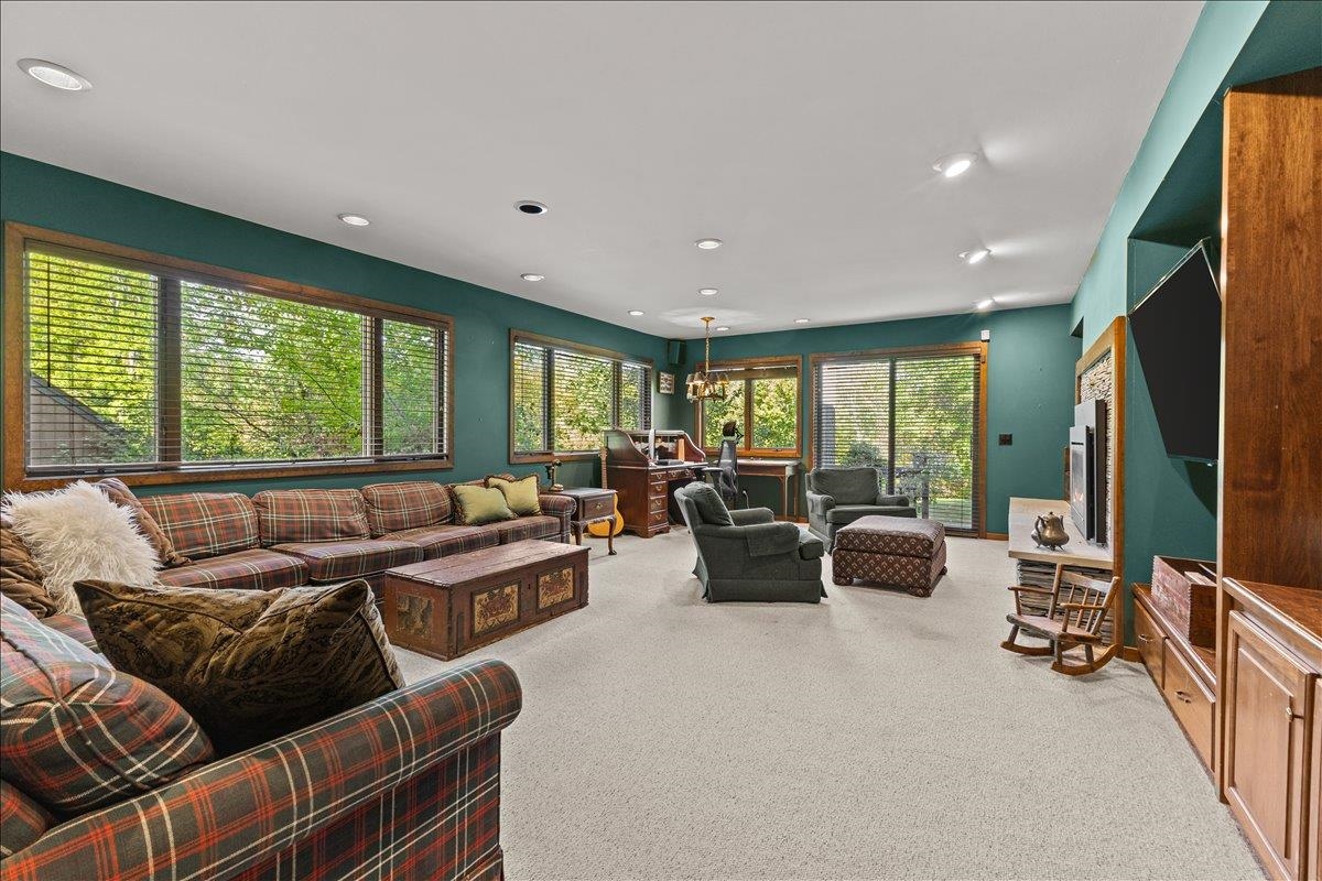 615 Field Road, Unit 73 Stowe, VT 05672 - Photo 20 of 46