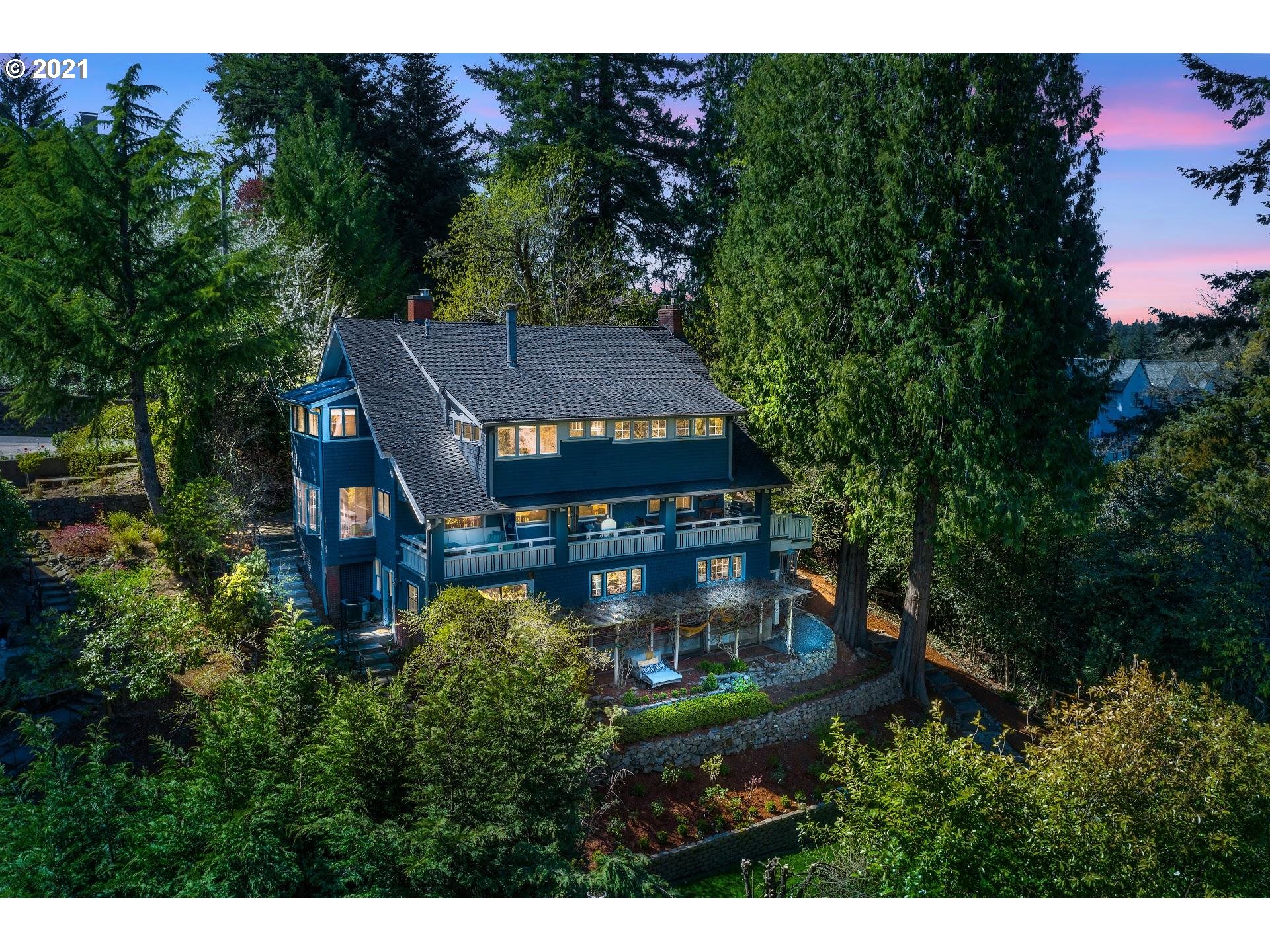 2636 Southwest Talbot Road Portland, OR 97201 - Photo 2 of 29